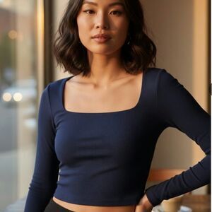 Blue Babaton Aritzia Contour Square Neck Long Sleeve Top Size XS